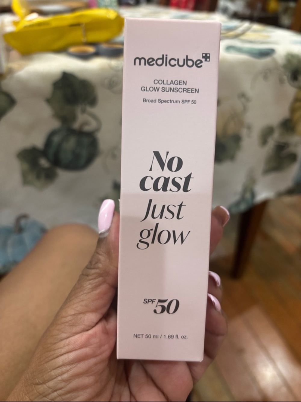 Medicube Collagen Glow Sunscreen SPF 50 — Pink No Cast Glow